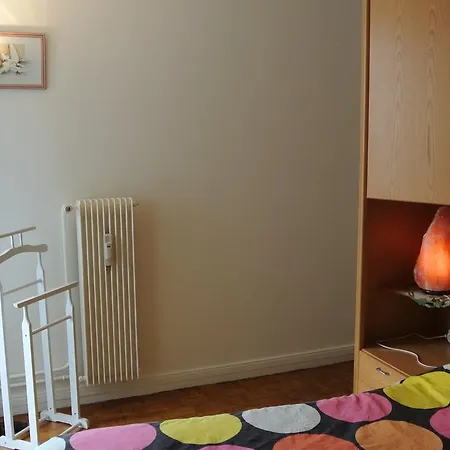 Quiet 1 Bedroom Flat Next To Montparnasse * Paris